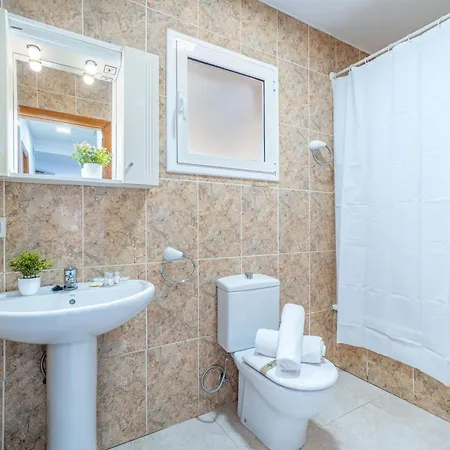 Jouvacations 3 Freser Con Piscina Compartida