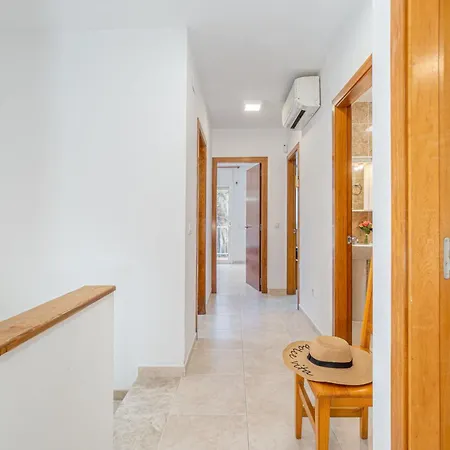 Chalet Jouvacations 3 Freser Con Piscina Compartida